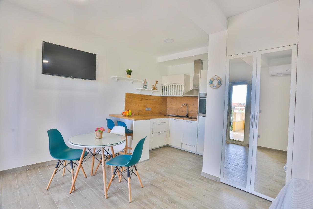 Apartments Maris คาชเตลา ภายนอก รูปภาพ